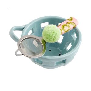 NWT Mud Pie Blue Ceramic Berry Strainer Basket Colander Set